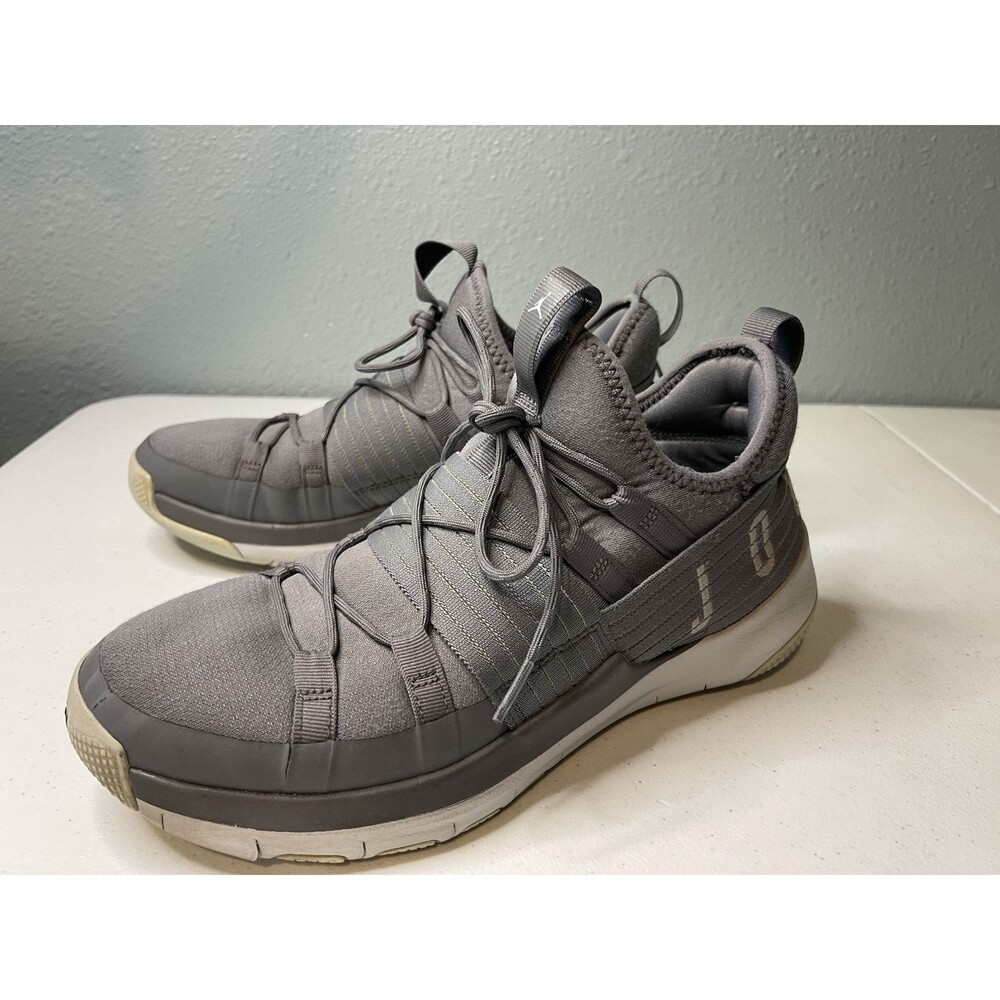 Nike Mens Air Jordan Trainer Pro AA1344-004 Gray Basketball Shoes Sneakers Sz 9